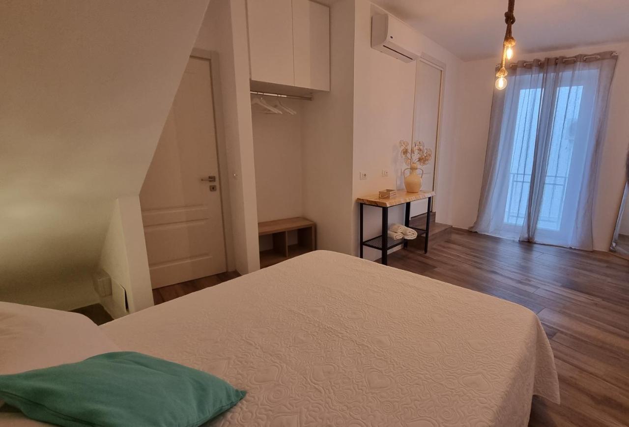 Casa Apula Hotel Конверсано Екстериор снимка