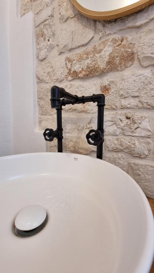 Casa Apula Hotel Конверсано Екстериор снимка